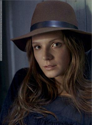 CosmopolitanFrance-2014-12_280629.jpg