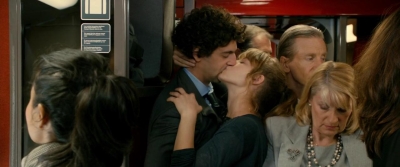 Des_Gens_Qui_S_Embrassent_mp41059.jpg