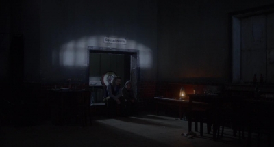 The_Innocents_mkv5745.jpg