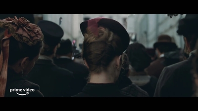 Le_Bal_des_Folles_Trailer_mp40214.jpg