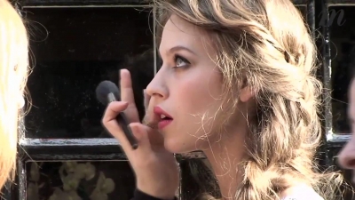 2012-03-30_-_Madame_Figaro_mp41805.jpg
