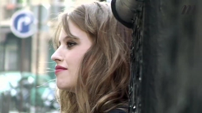 2012-03-30_-_Madame_Figaro_mp41841.jpg