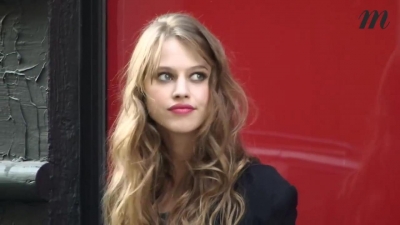 2012-03-30_-_Madame_Figaro_mp41853.jpg
