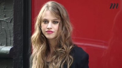 2012-03-30_-_Madame_Figaro_mp41855.jpg