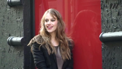 2012-03-30_-_Madame_Figaro_mp41858.jpg