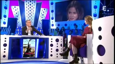 2013-03-02_-_On_n_est_pas_couche_-_Marina_Hands_and_Lou_de_Laage_mp42260.jpg