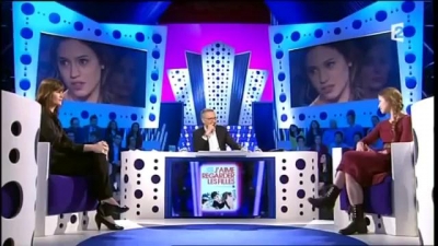 2013-03-02_-_On_n_est_pas_couche_-_Marina_Hands_and_Lou_de_Laage_mp42306.jpg