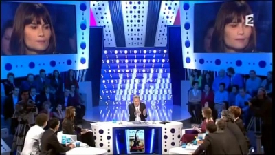 2013-03-02_-_On_n_est_pas_couche_-_Marina_Hands_and_Lou_de_Laage_mp42345.jpg
