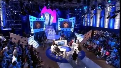 2013-03-02_-_On_n_est_pas_couche_-_Marina_Hands_and_Lou_de_Laage_mp42380.jpg