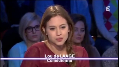 2013-03-02_-_On_n_est_pas_couche_-_Marina_Hands_and_Lou_de_Laage_mp42412.jpg
