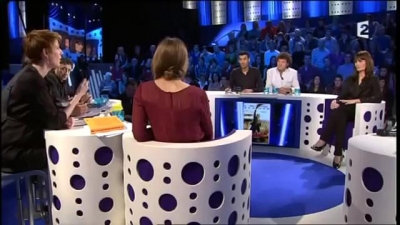 2013-03-02_-_On_n_est_pas_couche_-_Marina_Hands_and_Lou_de_Laage_mp42535.jpg