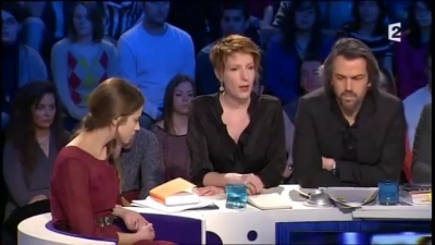 2013-03-02_-_On_n_est_pas_couche_-_Marina_Hands_and_Lou_de_Laage_mp42607.jpg