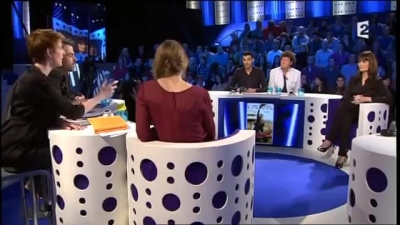 2013-03-02_-_On_n_est_pas_couche_-_Marina_Hands_and_Lou_de_Laage_mp42623.jpg