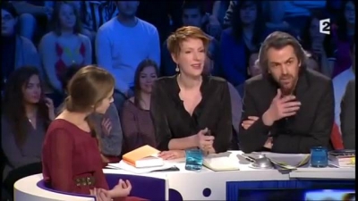 2013-03-02_-_On_n_est_pas_couche_-_Marina_Hands_and_Lou_de_Laage_mp42681.jpg