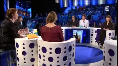 2013-03-02_-_On_n_est_pas_couche_-_Marina_Hands_and_Lou_de_Laage_mp42698.jpg