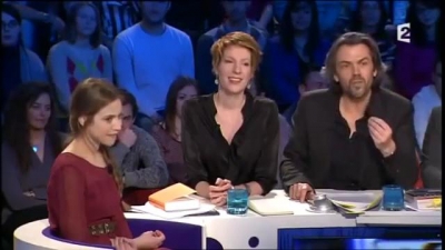 2013-03-02_-_On_n_est_pas_couche_-_Marina_Hands_and_Lou_de_Laage_mp42792.jpg