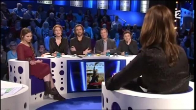2013-03-02_-_On_n_est_pas_couche_-_Marina_Hands_and_Lou_de_Laage_mp42812.jpg