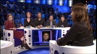 2013-03-02_-_On_n_est_pas_couche_-_Marina_Hands_and_Lou_de_Laage_mp43005.jpg