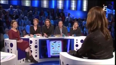2013-03-02_-_On_n_est_pas_couche_-_Marina_Hands_and_Lou_de_Laage_mp43068.jpg