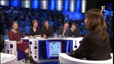 2013-03-02_-_On_n_est_pas_couche_-_Marina_Hands_and_Lou_de_Laage_mp43071.jpg