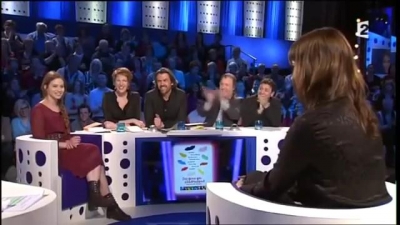 2013-03-02_-_On_n_est_pas_couche_-_Marina_Hands_and_Lou_de_Laage_mp43073.jpg