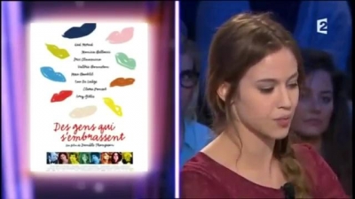 2013-03-02_-_On_n_est_pas_couche_-_Marina_Hands_and_Lou_de_Laage_mp43094.jpg