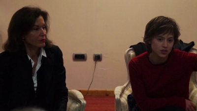 2016-01-20_-_Le_Quotidien_du_Cinema_-_Anne_Fontaine_et_Lou_de_Laage_en_Interview_mp41817.jpg