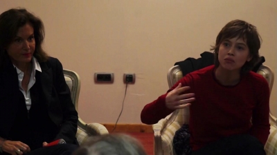 2016-01-20_-_Le_Quotidien_du_Cinema_-_Anne_Fontaine_et_Lou_de_Laage_en_Interview_mp41844.jpg