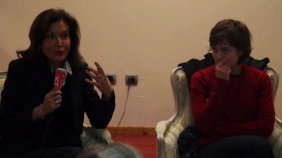 2016-01-20_-_Le_Quotidien_du_Cinema_-_Anne_Fontaine_et_Lou_de_Laage_en_Interview_mp41900.jpg