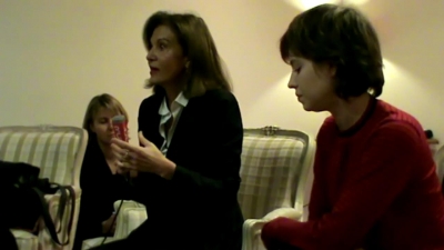 2016-02-10_-_Anne_Fontaine_et_Lou_de_Laage_pour_E-clap_mp42201.jpg