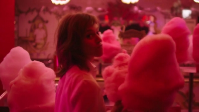 2018_-_GIVENCHY_-_Live_Irresistible_Blossom_Crush_20sec_mp40039.jpg