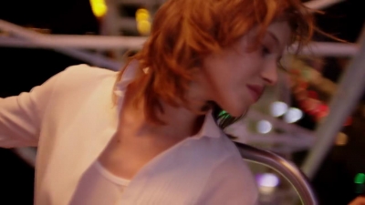 2018_-_GIVENCHY_-_Live_Irresistible_Blossom_Crush_20sec_mp40048.jpg