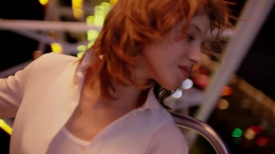 2018_-_GIVENCHY_-_Live_Irresistible_Blossom_Crush_20sec_mp40049.jpg