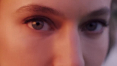 2018_-_GIVENCHY_-_Live_Irresistible_Blossom_Crush_30sec_mp40183.jpg
