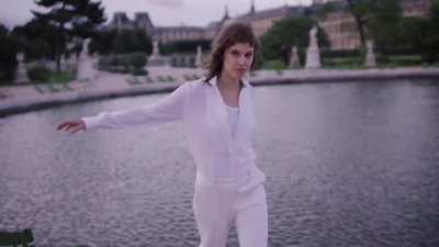2018_-_GIVENCHY_-_Live_Irresistible_Blossom_Crush_30sec_mp40191.jpg