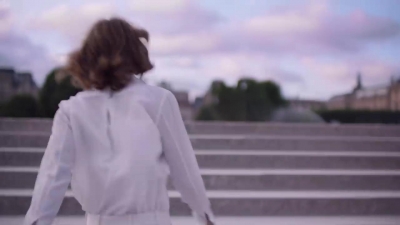 2018_-_GIVENCHY_-_Live_Irresistible_Blossom_Crush_30sec_mp40205.jpg