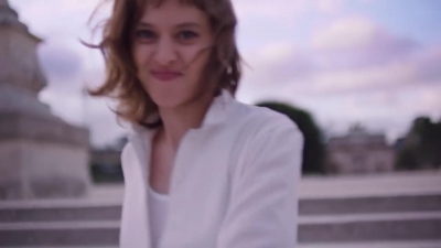 2018_-_GIVENCHY_-_Live_Irresistible_Blossom_Crush_30sec_mp40212.jpg