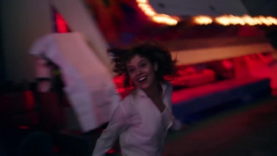 2018_-_GIVENCHY_-_Live_Irresistible_Blossom_Crush_72sec_mp40291.jpg