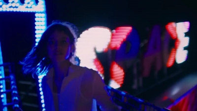 2018_-_GIVENCHY_-_Live_Irresistible_Blossom_Crush_72sec_mp40345.jpg