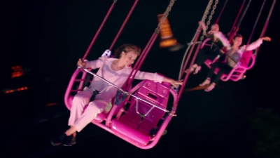 2018_-_GIVENCHY_-_Live_Irresistible_Blossom_Crush_72sec_mp40358.jpg