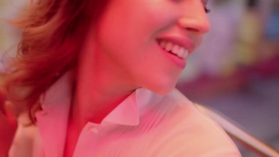 2018_-_GIVENCHY_-_Live_Irresistible_Blossom_Crush_72sec_mp40441.jpg