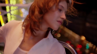 2018_-_GIVENCHY_-_Live_Irresistible_Blossom_Crush_72sec_mp40449.jpg