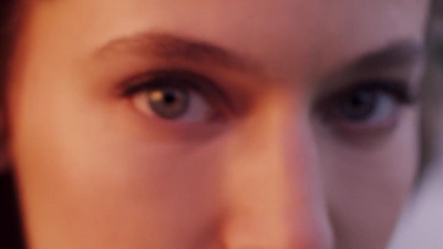 2018_-_GIVENCHY_-_Live_Irresistible_Blossom_Crush_72sec_mp40465.jpg