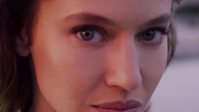 2018_-_GIVENCHY_-_Live_Irresistible_Blossom_Crush_72sec_mp40469.jpg