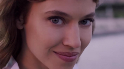 2018_-_GIVENCHY_-_Live_Irresistible_Blossom_Crush_72sec_mp40472.jpg