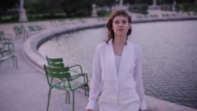 2018_-_GIVENCHY_-_Live_Irresistible_Blossom_Crush_72sec_mp40485.jpg