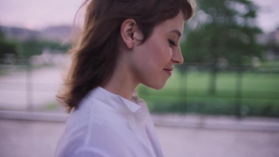 2018_-_GIVENCHY_-_Live_Irresistible_Blossom_Crush_72sec_mp40520.jpg