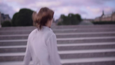 2018_-_GIVENCHY_-_Live_Irresistible_Blossom_Crush_72sec_mp40525.jpg
