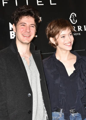 HQ_284329~3.jpg